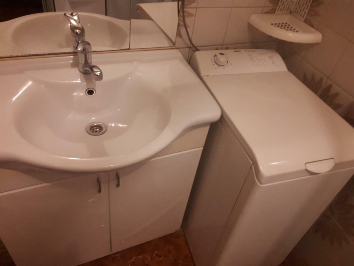 Aparthotel Elisa Komárno Exteriér fotografie